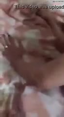 عاهرة ناضجة تحب أن يتم ممارسة الجنس معها من الخلف